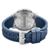 Montre solaire militaire suisse SMS34113.03 vue arrière avec fond en acier inoxydable gravé et bracelet en caoutchouc.
